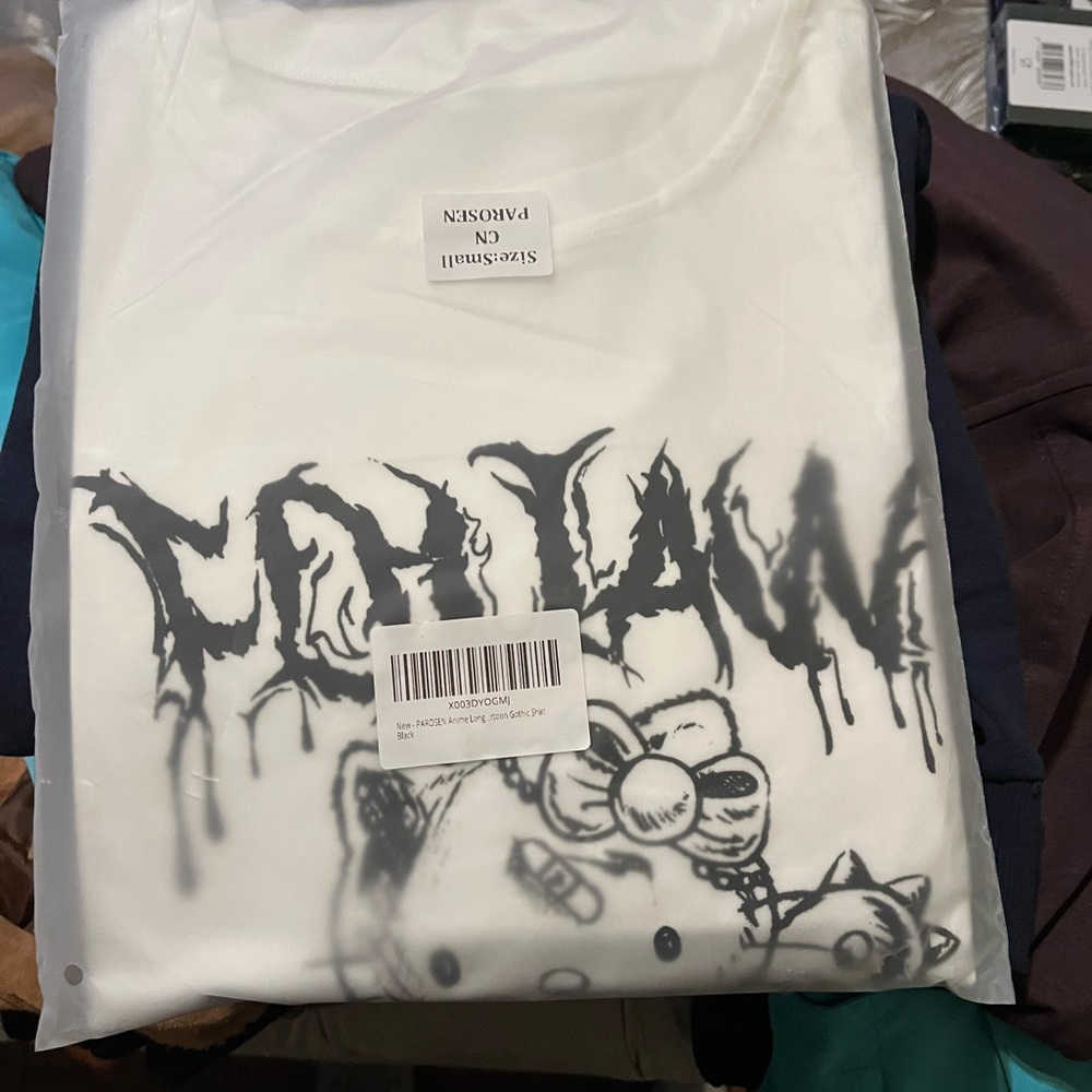 New. Hello Kitty Anime . White Graphic T-Shirt